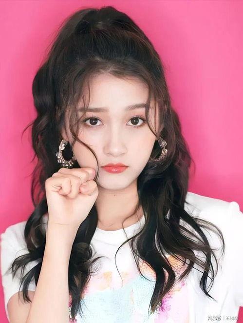 娱乐圈当红明星爆料文,揭秘当红明星背后的故事 第3张 娱乐圈当红明星爆料文,揭秘当红明星背后的故事 第3张